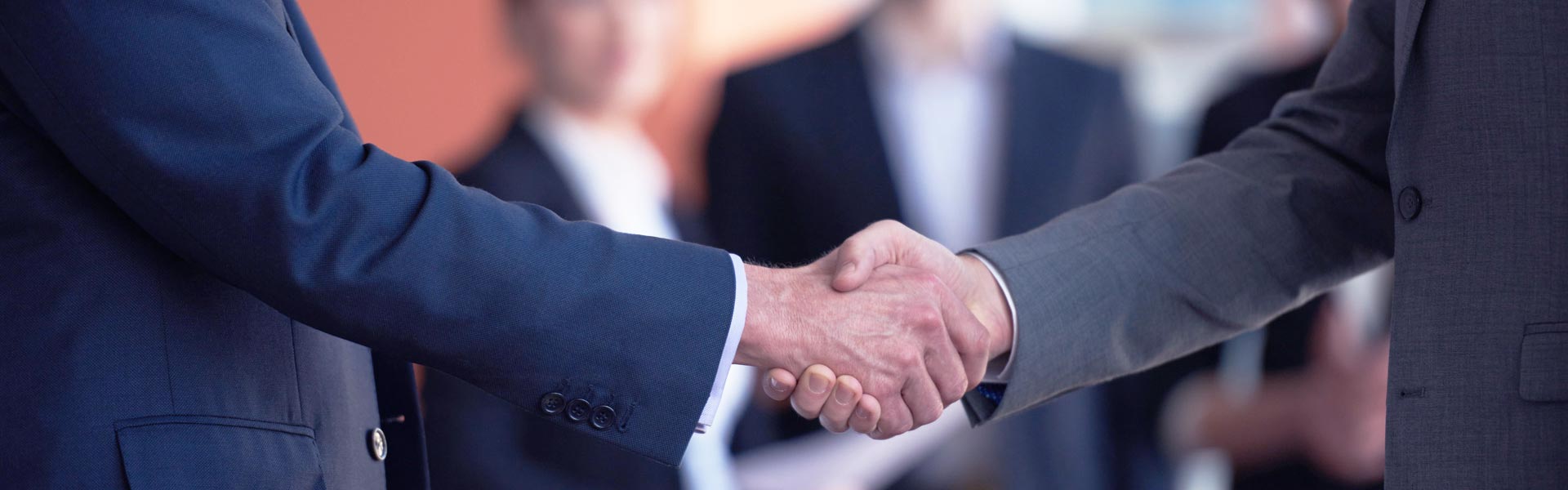 हमसे संपर्क करें