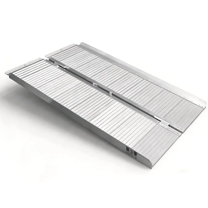 वैन के लिए फोल्डेबल फ्लैट रैंप