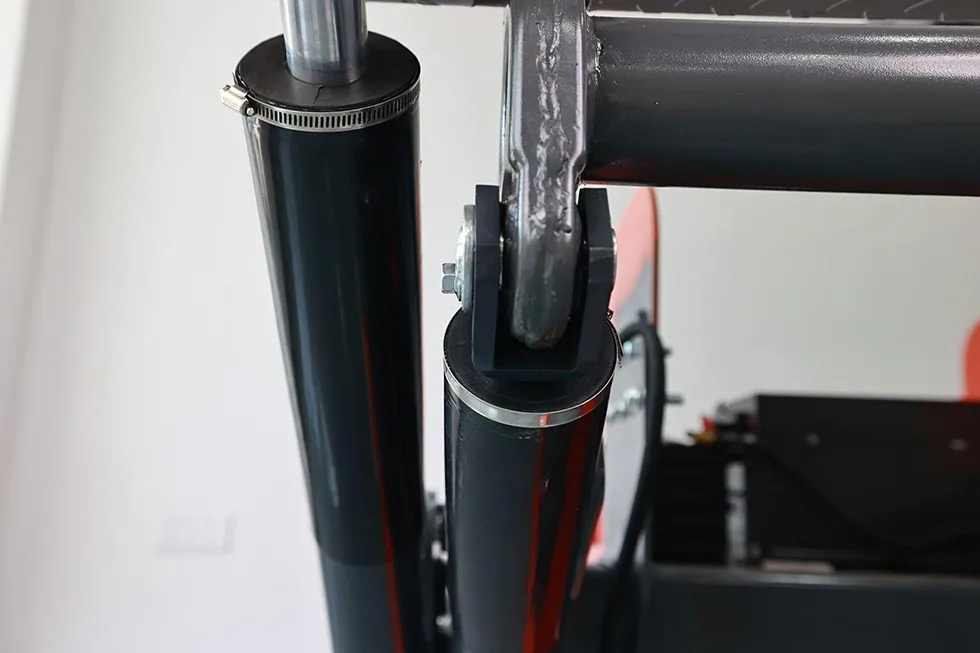 Cantilever Liftgate